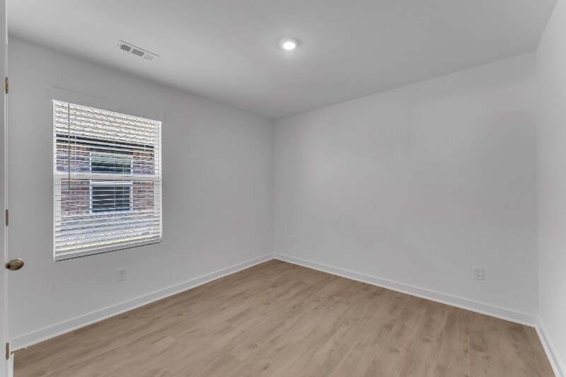 Building Photo - 4671 W Aurora St