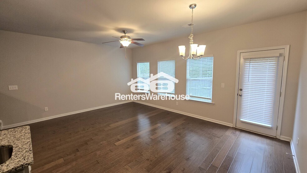 Building Photo - 7055 Mimosa Blf