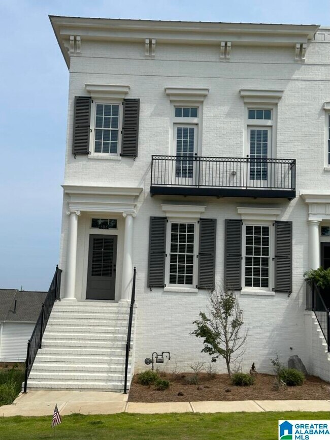 Primary Photo - 508 Preserve Pkwy