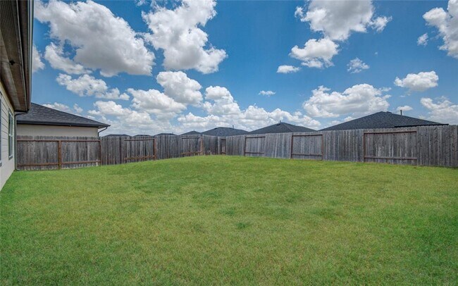 Building Photo - 29423 Travis Trace