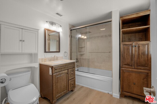 Building Photo - 4730 Cerrillos Dr