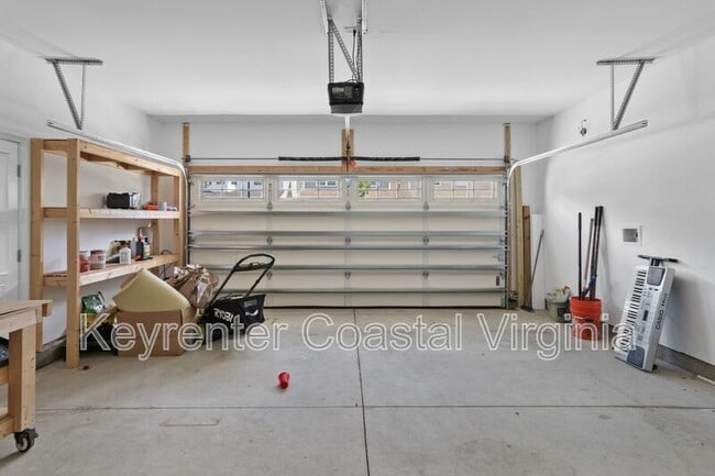 Building Photo - 1415 Waltham Ln
