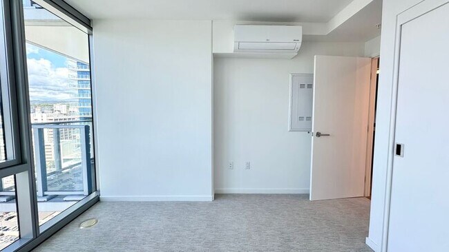 Building Photo - 1500 Rycroft St