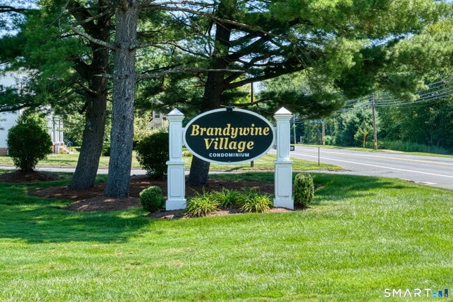 Building Photo - 45 Brandywine Ln