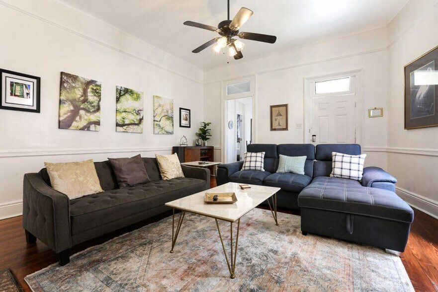 Building Photo - 5128 Freret St