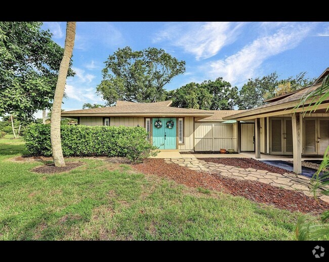 Building Photo - 4280 Island Cir