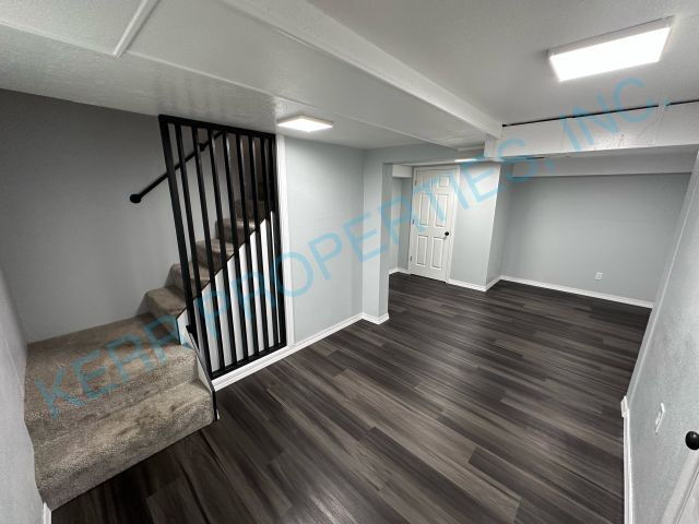 Building Photo - Charming 2-Bedroom Retreat with 2 Full Bat...
