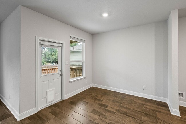Building Photo - Inviting Comfort & Everyday Ease – 4 Bed, ...