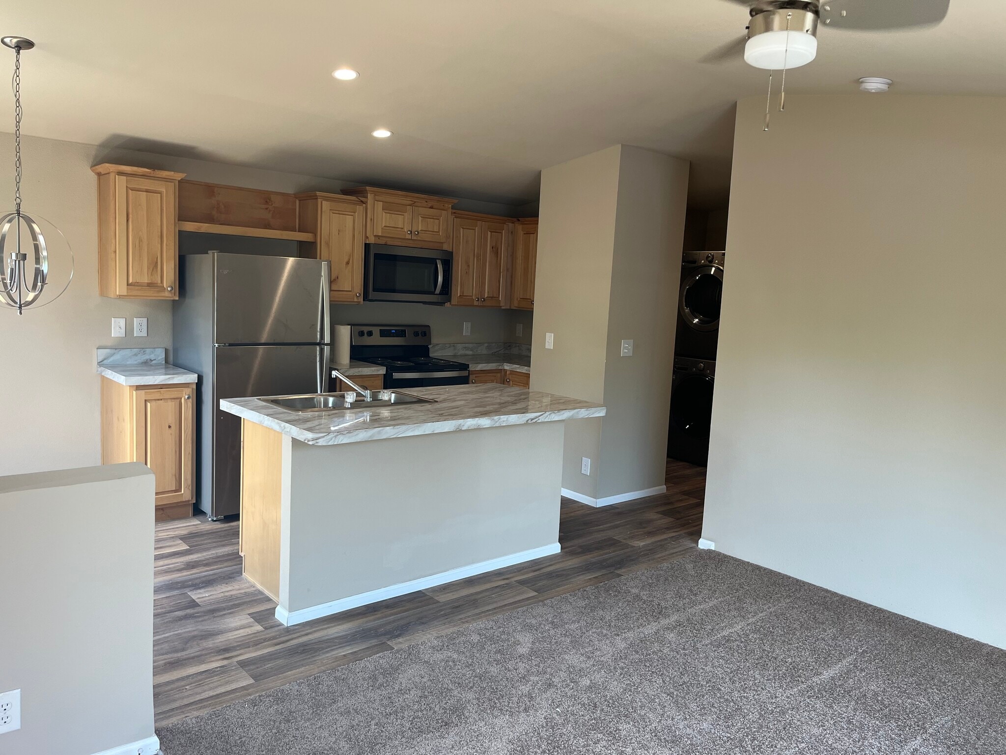 Building Photo - 9344 N Chicago Ave