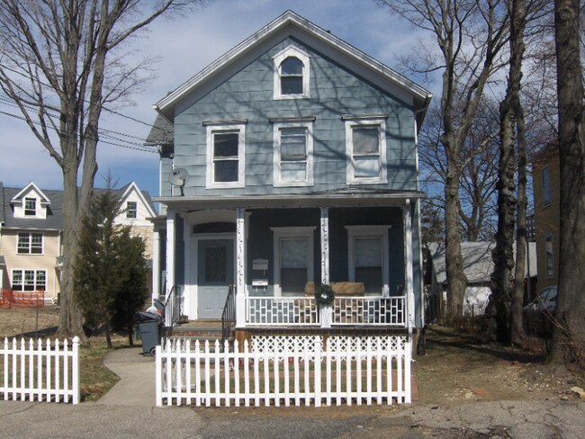Primary Photo - 2 1/2 Jefferson St
