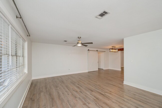 Building Photo - 235 Sotir St NW