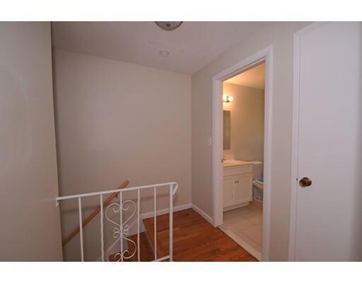 Building Photo - 176 Winthrop St