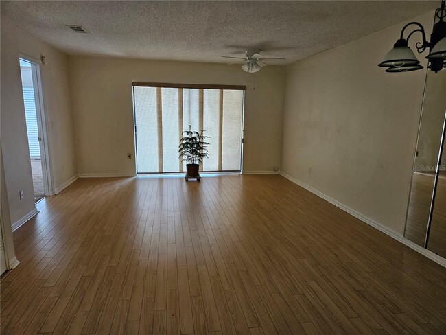 Building Photo - 316 Kelsey Way