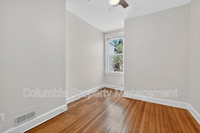 Building Photo - 1427 Monroe St NW