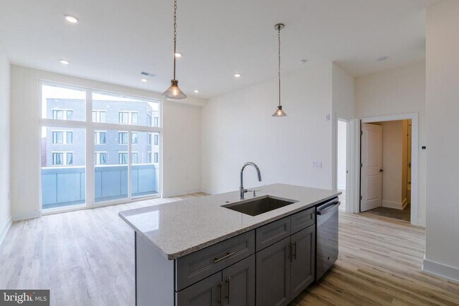 Building Photo - 1129 Germantown Ave