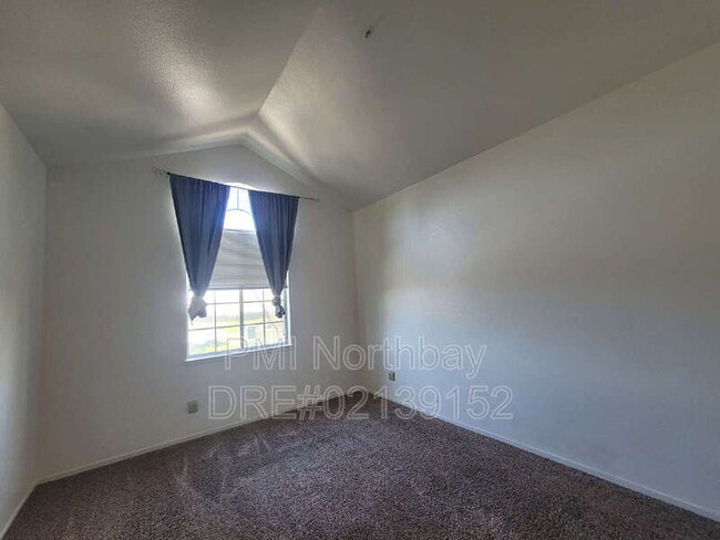 Building Photo - 68 Manchester Dr