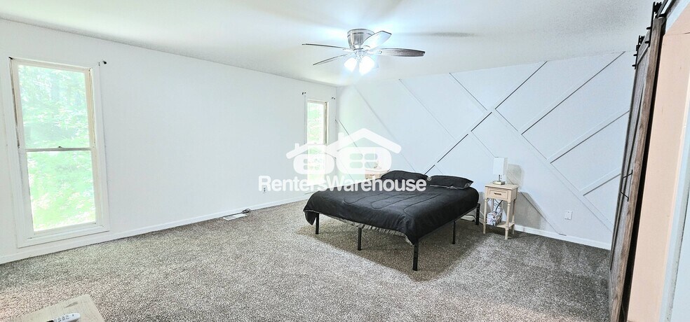 Building Photo - 10500 Rivertown Rd