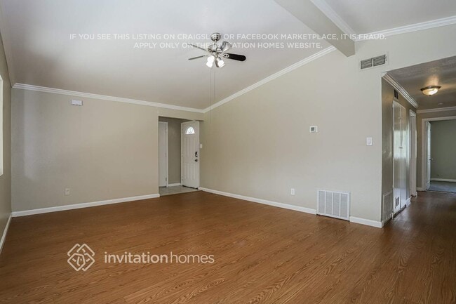 Building Photo - 6628 Thomas Dr