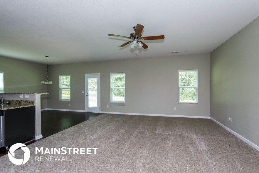 Building Photo - 4635 Montelena Dr