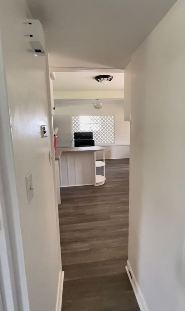 Building Photo - Beautiful home!