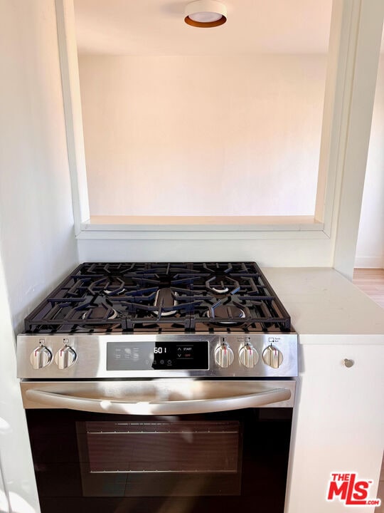 Building Photo - 3642 Seneca Ave