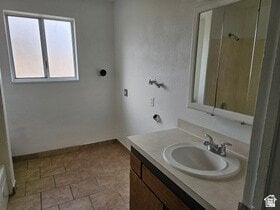 Building Photo - 215 N 400 W