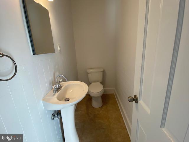 Building Photo - 17 Summerville Rd