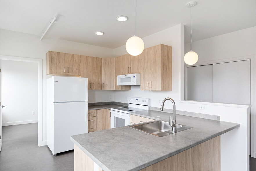 Building Photo - 187 Pearl St