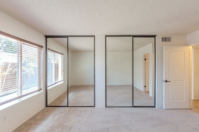 Building Photo - Spacious 3 Bed/ 2 Bath Home Nestled In Tranquil Setting in Spring Valley