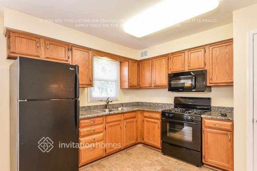 Building Photo - 7522 164th Pl