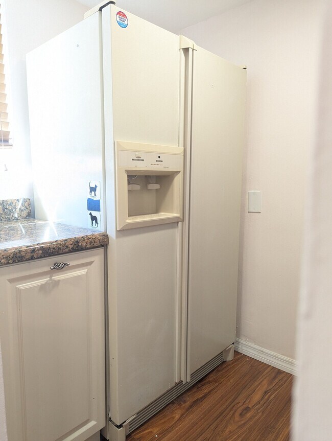 Building Photo - 2945 SW 18th St