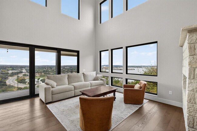 Building Photo - 209 Dalton Cir