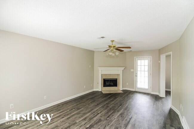 Building Photo - 11626 Millwind Dr