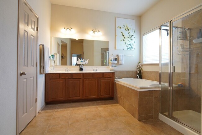 Building Photo - 4508 Fox Rio Trail