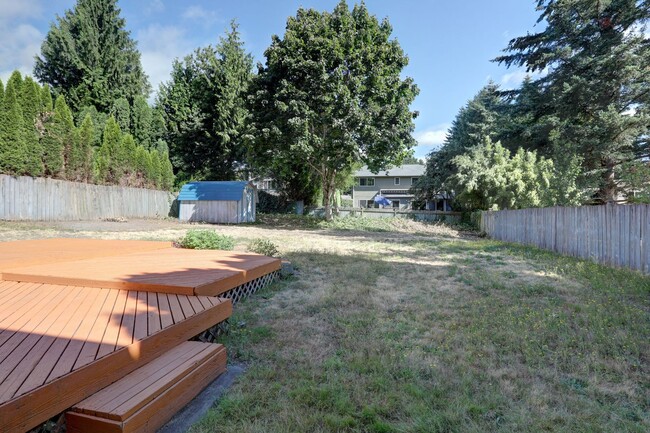 Building Photo - 4-bedroom 2.5 bath on cul-de-sac in Kirkland