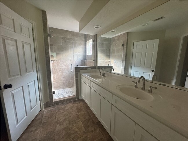 Building Photo - 13032 Centaurus Ct