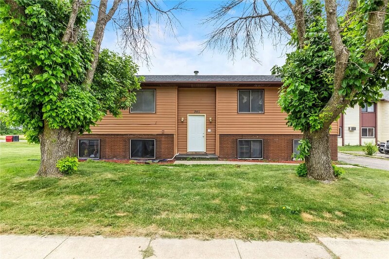 Primary Photo - 245 Clymer Rd