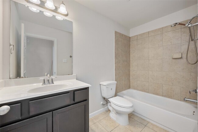 Building Photo - 13511 Villa Arbor Dr