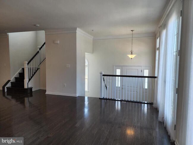 Building Photo - 25020 Cambridge Hl Ter