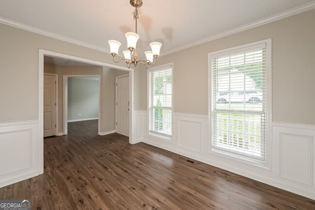Building Photo - 454 Saddle Shoal Trail