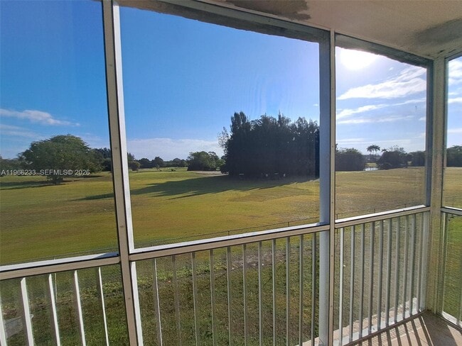 Building Photo - 5100 SW 90th Ave