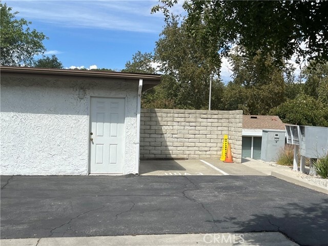 Building Photo - 19352 Ave Of The Oaks