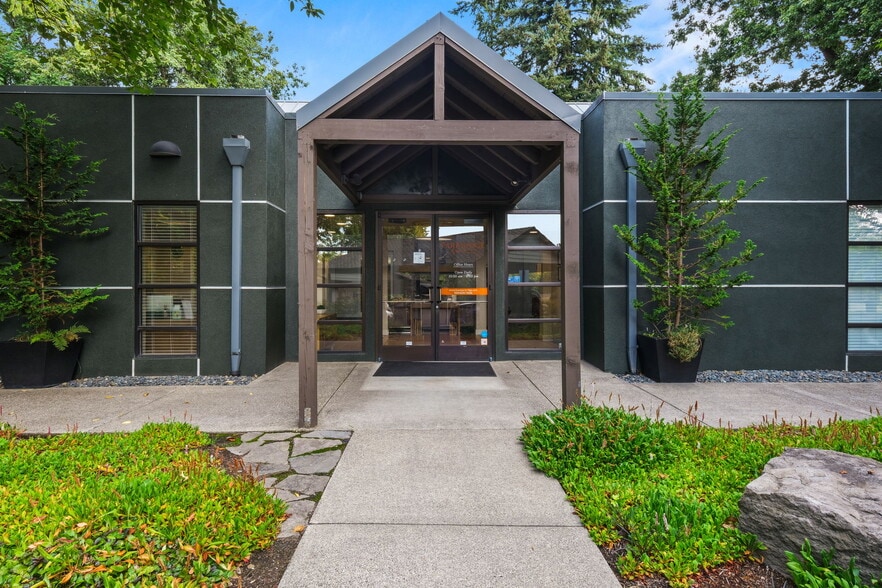 Building Photo - Parkridge Apartments