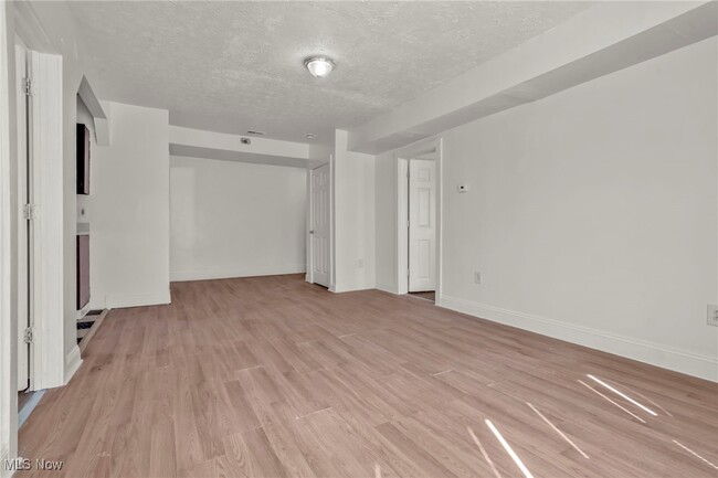 Building Photo - 317 E 156th St