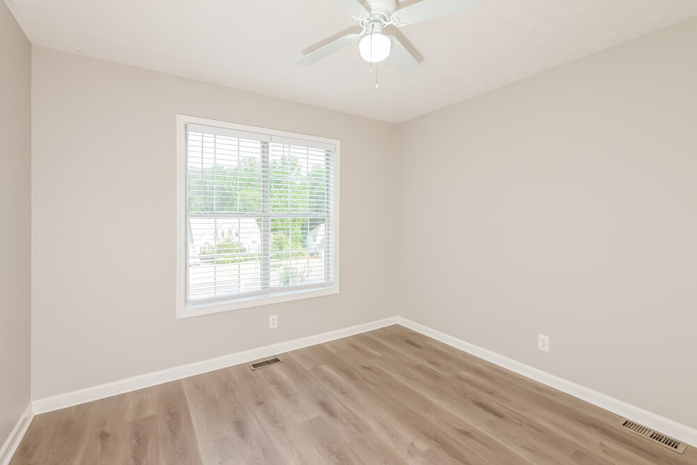 Building Photo - 9385 Eagles Landing Dr