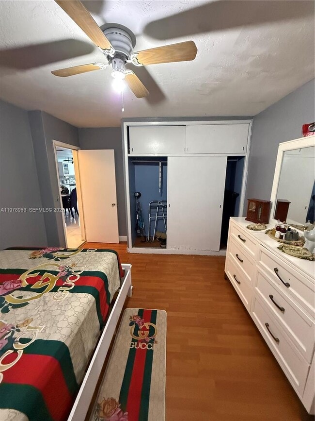 Building Photo - 710 N 66 Terrace