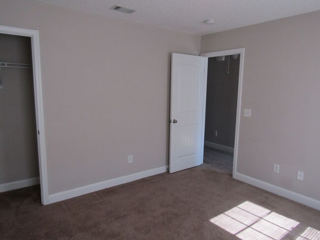 Building Photo - 34 Wythe St