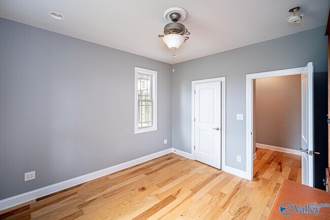Building Photo - 26105 Apple Orchard Ln