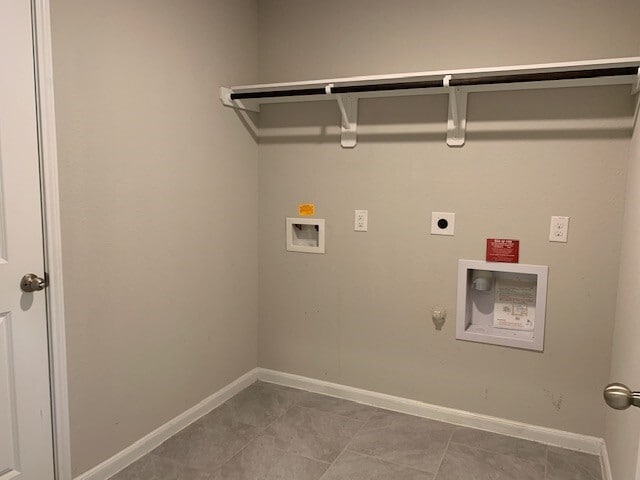 Building Photo - 8219 Ivy Wood Ct