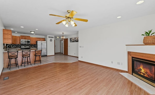 Building Photo - 3907 Aberdeen Dr